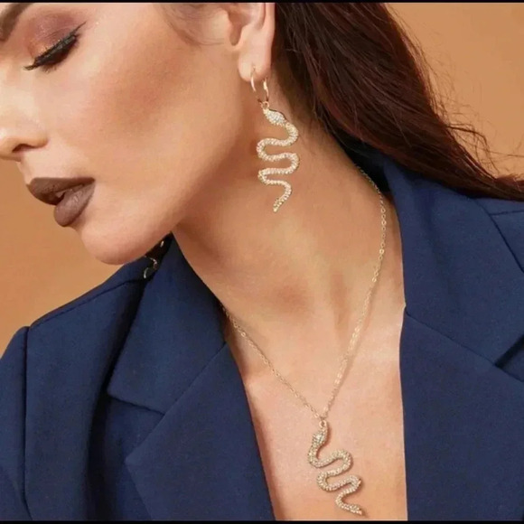 🆕Necklace & Earrings Fashion Set Righstones Snake Pendant🆕 - Picture 1 of 10